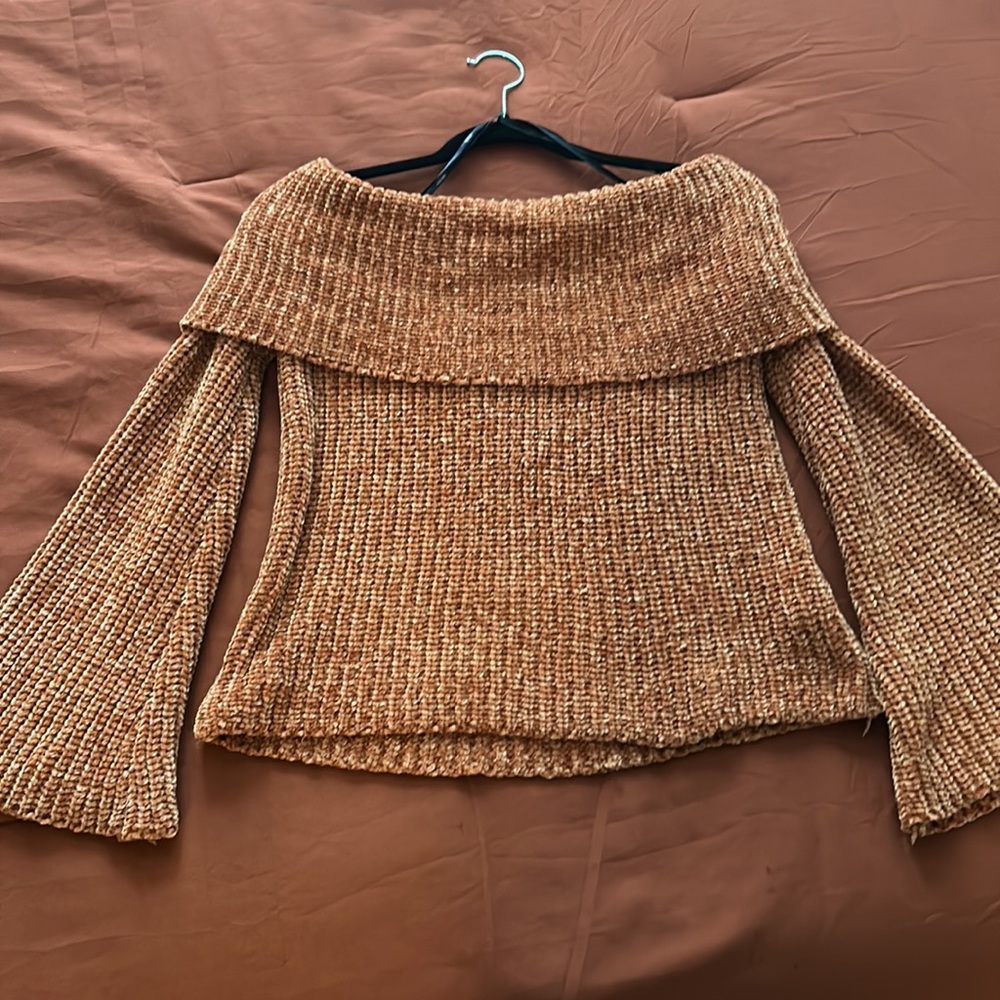 SWEATER - Picture 2 of 2